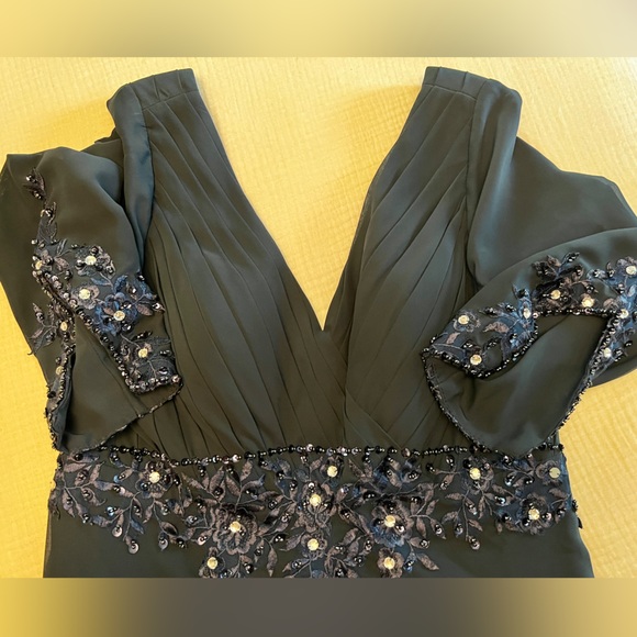 Mother of the Groom or Bride dress - Picture 3 of 6